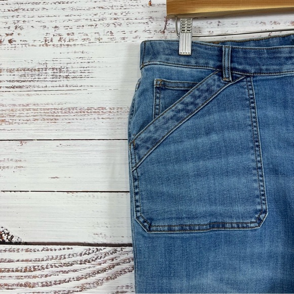 J.Jill Blue Patch Pockets Cuffed Hem Denim Jeans - Picture 2 of 15